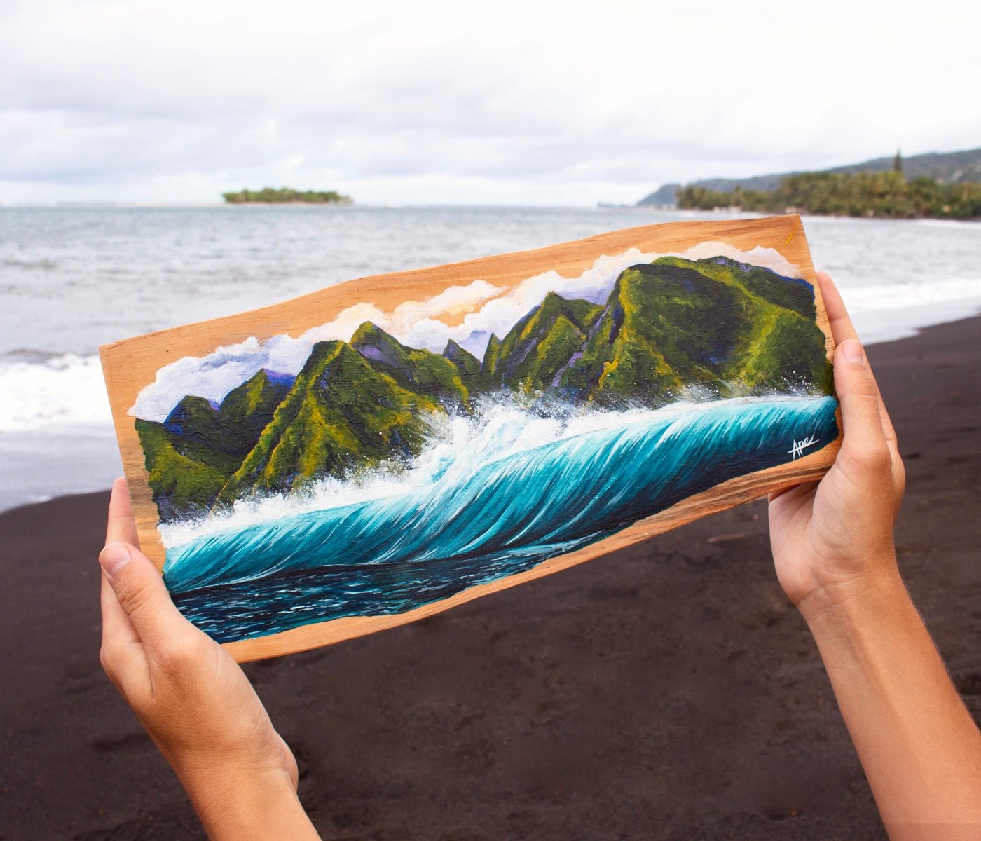 Behind the wave • Teahupoo